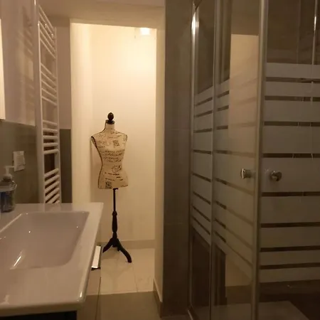 Violet Apartment Como